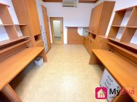 ZNOJMO - pron�jem kancel��e,  18m2
