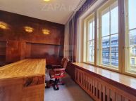 kancel 30m2 zazena 5. patro vtah ul Nrodn Praha 1