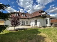 Prodej vily 310 m2, na pozemku 856 m2, v obci Zelene