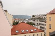 Krtkodob pronjem  KLIDNHO bytu 3+kk, 2 neprchoz lonice v perfektn lokalit centra Prahy 2
