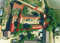 Pronjem zemdlsk usedlost, u. pl. 700 m2. pozemek 1952 m2 - Ledice