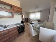 Prodej bytu 2+kk s balkonem a parkovacm mstem  Nemoick, Pardubice (Nemoice)