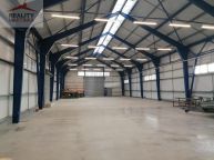 Prodej haly 820 m2, Vala�sk� Mezi����