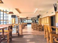 Restaurace 460m2 s terasou 150m2, Praha 8 - Kobylisy, ul. Kyselova