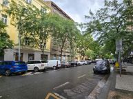 Pronjem nezazenho bytu 2+kk+ pracovna 101 m2, 3. patro, Kikova, Praha 8 - Karln