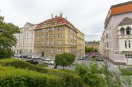 Prodej reprezentativn�ho bytu 3+1, ul. Kold�nova, Praha 3 �i�kov
