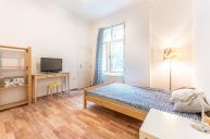 Klidn� za��zen� 2+kk v secesn�m dom�, 45 m2, Karl�n