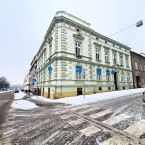 Pron�jem prostorn�ho bytu 2+1 (87m2) v centru Znojma, ulice Rudoleck�ho