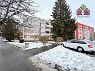 1+1, OV, panel, v�tah, ke kompletn� rekonstrukci, Litom��ice, ulice Topol�iansk�