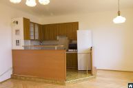 3+kk, 83m2, Praha 3 Vinohrady, po rekonstrukci, neza��zen�