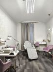 Kosmetick� salon k pron�jmu cca 10 m2, Praha 2 - Vinohrady.