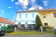 Rodinn� d�m 100m2, pozemek 220m2 v B�sn�, okr. Kryry