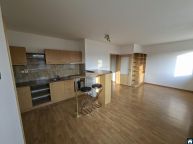 1+kk, 33m2, Praha 10, nov�, parkovac� m�sto