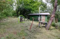 Prodej rekrea�n� chaty v Praze 5- Slivenci.