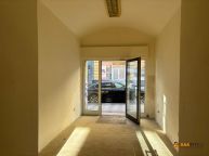 Pron�jem obchodu 28 m2, Praha 4 - Nusle