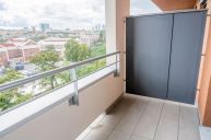 Kr�sn�, modern� byt s balkonem a parkov�n�m