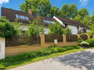 Prodej rodinn�ho domu 7+kk, 206 m2, Slu�tice, Praha - v�chod.