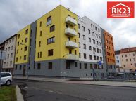 Pron�jem, Byt 1+kk, 44 m2, Cheb, ul. Dukelsk�