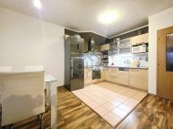 Pron�jem bytu 2+kk, 65 m2 � Praha, ulice Bolo�sk� / Horn� M�cholupy