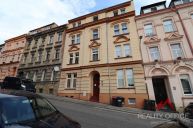 Pron�jem bytu 1+1, cihla, D���n II