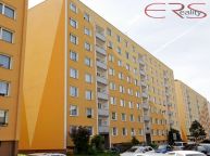Pron�jem byt 2+kk,  36m2 - Desn�