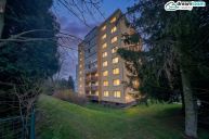 Bydlen� prostorn� jako v dom�, byt 3+1, 74 m2, Ro�nov pod Radho�t�m