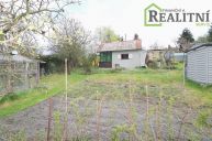 Prodej chaty v zahr�dk��sk� osad� v Kladn�- Ostrovci.