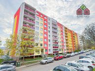 2+kk, OV, po rekonstrukci, komora na pat�e, Litom��ice - Pokratice, ulice Alfonse Muchy