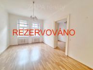 pron�jem 2+1 72 m2 P5 Sm�chov  po kompl. rek. ul. Na Celn� 2.patro bez v�tahu cihla ��st. za��zen�