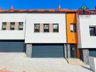 RD, dispozice 4+kk, plocha 160 m2, zahrada 199 m2, gar� 60 m2, obec Roudnice N/L, ulice T�eb�zsk�ho