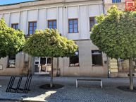 Atraktivn� obchodn� prostory 70 m na Hlavn�m n�m�st� ve �ternberku  v�lohy, vstup z ulice