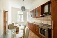 Pron�jem za��zen�ho bytu 2+kk, 45 m2, Praha 10
