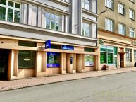 Pron�jem komer�n�ho prostoru ul. N�dra�n�, �esk� T��n