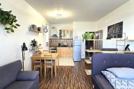 Kr�sn� 1+kk+B, Roztoky
