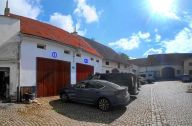 BENICE, P10, n�jem haly 80 m2,