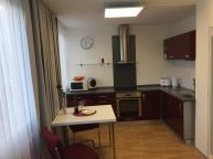 Pron�jem luxusn�ho za��zen�ho bytu  1+kk, 36 m2, Praha 8, reziden�n� projekt