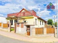 RD o dispozici 3+1, v�m�ra 105 m2, zahrada 103 m2, sezen�, p�da, obec Litom��ice, ul. Poln�