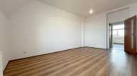 Pron�jem neza��zen�ho bytu 3+kk, 61m2, komora,  6.patro s v�tahem, Z�h�ebsk� ul, Vinohrady, Praha 2