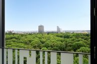 Prostorn� byt k pron�jmu 4+kk (120m), 2x koupelna, gar�, Praha 3 - Ol�ansk� River Garden residence