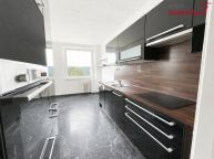 Prodej prostorn� byt 4+1 s lod�i� ulice �echova - �st� nad Labem - Kr�sn� B�ezno