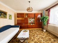 Rodinn� d�m k rekonstrukci v Hevl�n�  p��le�itost vytvo�it si bydlen� podle sebe