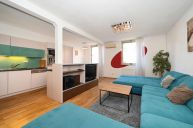 Pron�jem 5+kk 186m2 Vinohrady Balb�nova, terasa, balkon, 4x koupelna, 4x lo�nice, v�tah