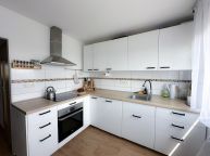 Prodej modern� zrekonstruovan�ho bytu 3+kk s lod�i�  Bukovany u Kyjova