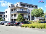 Pron�jem bytu 2+kk s p�edzahr�dkou Hradec Kr�lov�, ul. Anton�na Petrofa