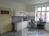 Pron�jem bytu 2+1 v �esk� L�p� se zahr�dkou, Bulharsk� ul..