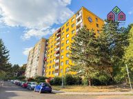 Byt, 2+1, OV, v�m�ra 70 m2, po rekonstrukci, sklep, obec �st� N/L, ��st Severn� Terasa, ul. Pincova