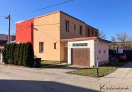 Prodej Ba�ovsk�ho �tvrtdomku 3+1 , /G/, 204m2  Otrokovice - P��stavn�