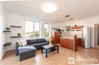 Pron�jem velmi hezk�ho bytu s dispozic� 3+kk a balkonem, ul.Za Stadionem M�ln�k