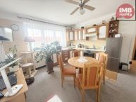 Prodej bytu 1+1 s balkonem v Ostrov�, ul. Lidick�