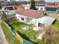 Prodej rodinn�ho domu 170 m2, na pozemku 552 m2, Z�smuky